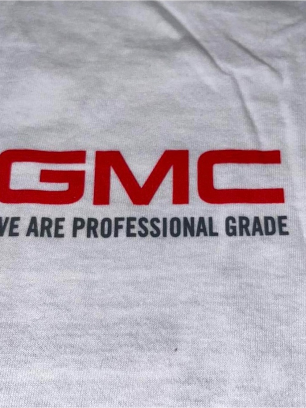 Men’s GMC “We Are Professional Grade” Graphic Truck Print Shirt Size XL - Picture 4 of 5
